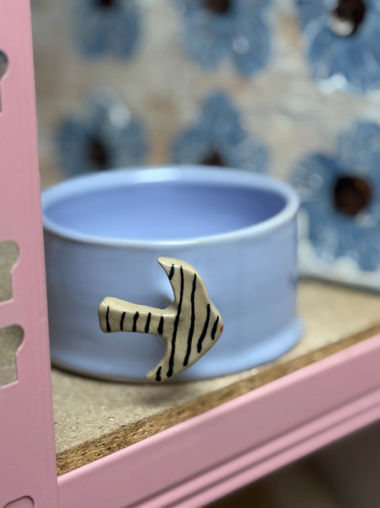 Kubek z uchwytem ptaszkiem- outlet