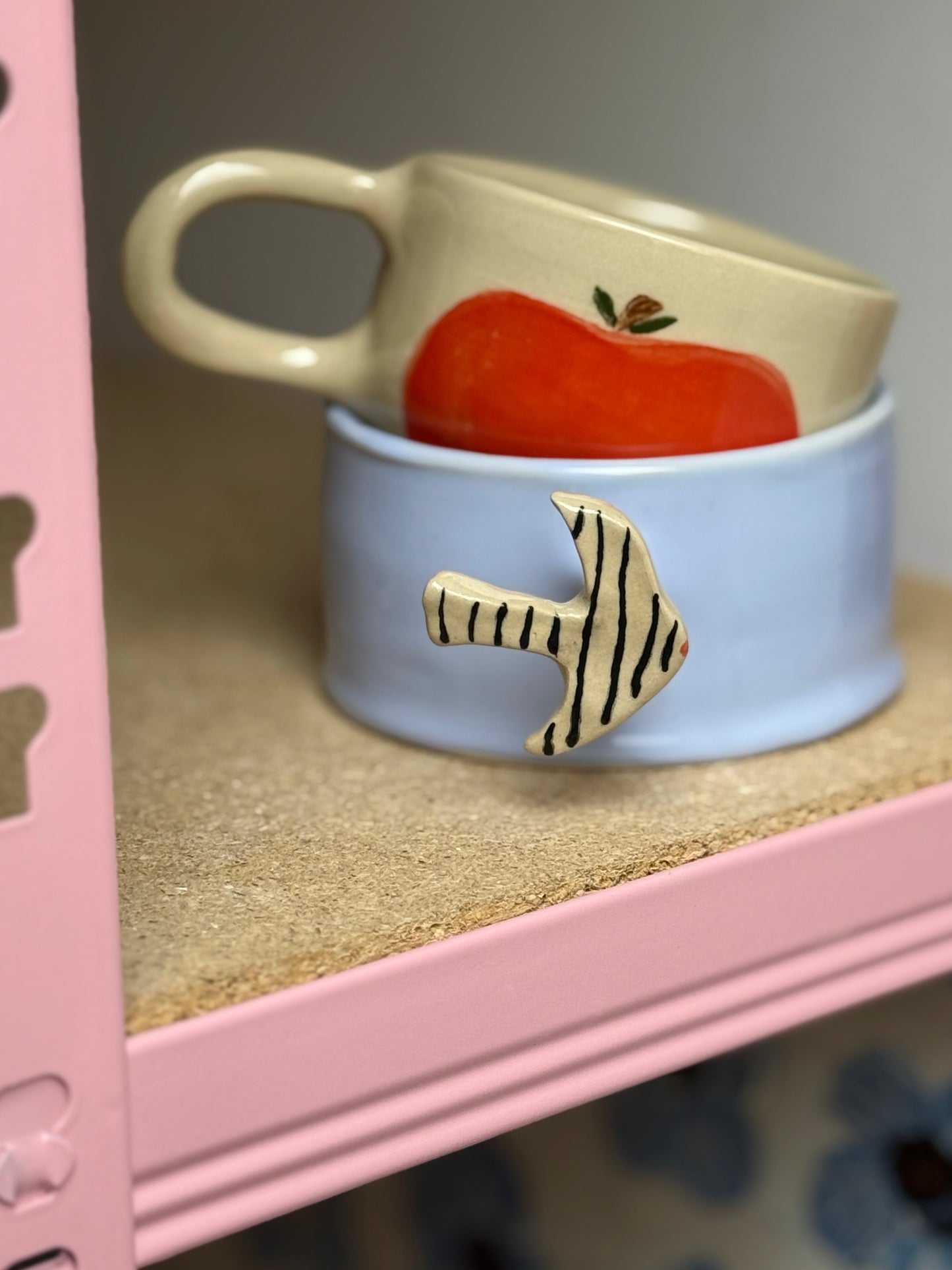 Kubek z uchwytem ptaszkiem- outlet