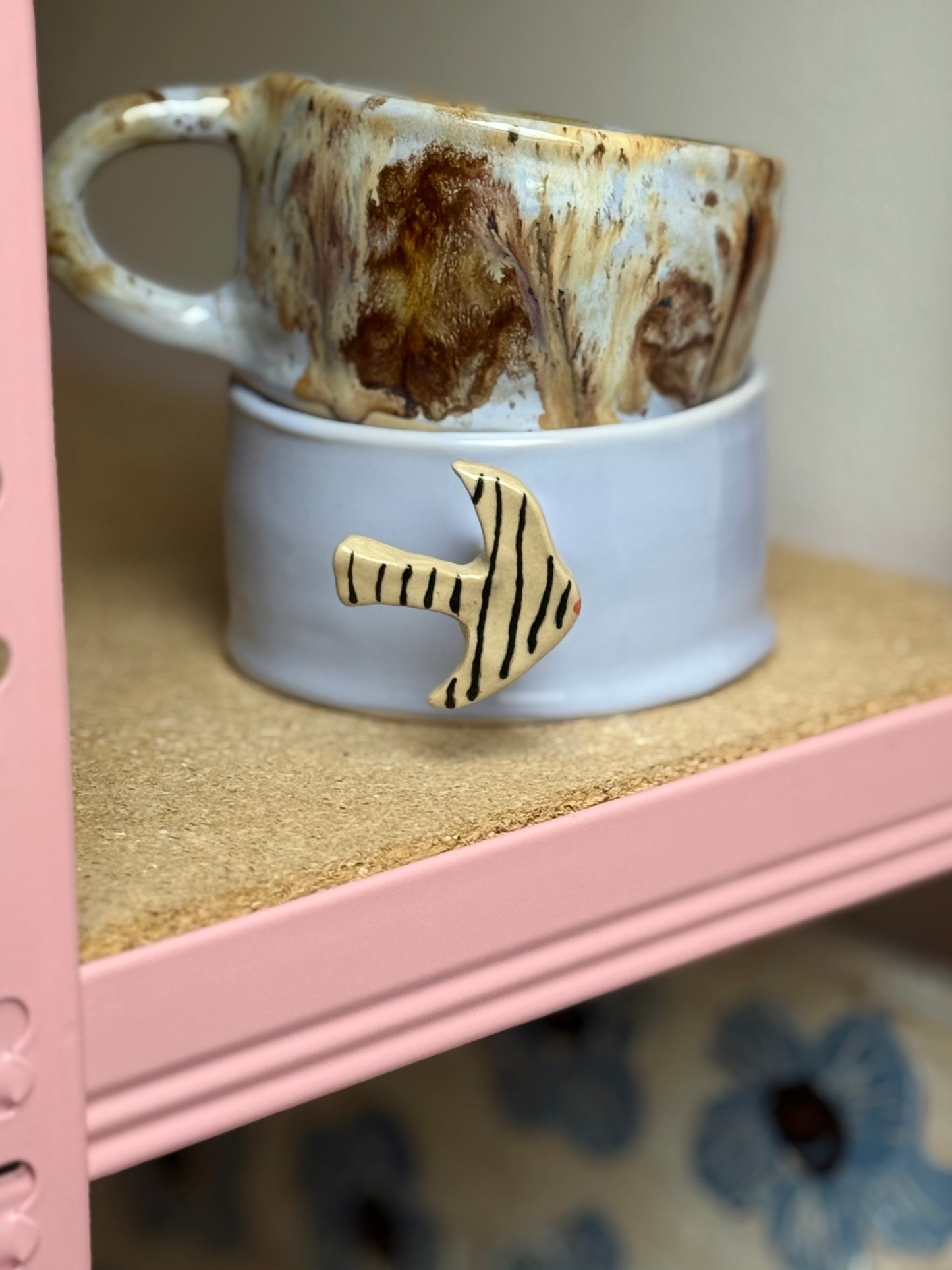 Kubek z uchwytem ptaszkiem- outlet