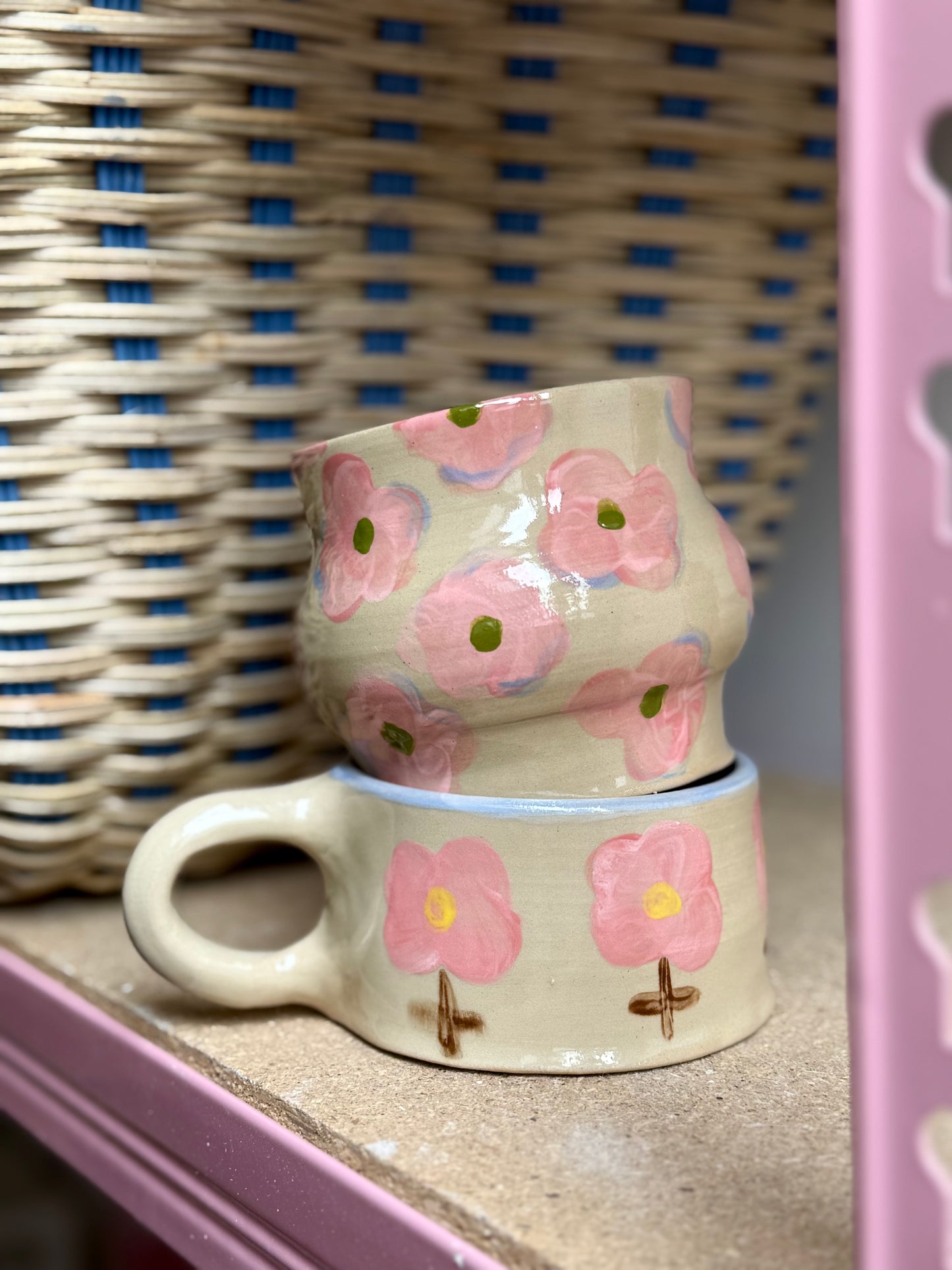 Czarka w różowe kwiatki